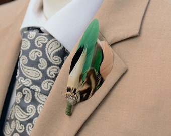 Bottle Green and Duck Feather Lapel Pin Small No.229