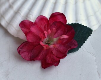 Delicate Blossom Flower Hair Clip in Red