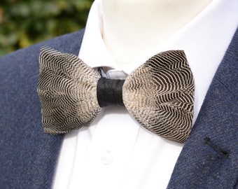 Pin Stripe Duck Feather Bowtie in Black and White