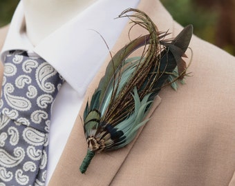 Green Feather Lapel Pin No.183