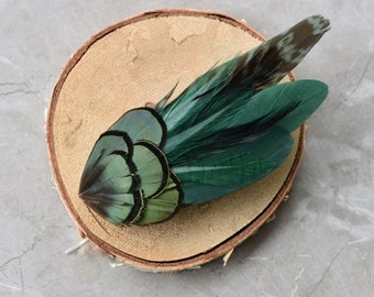 Pince à cheveux en plumes vert foncé | Pince à cheveux en plumes de faisan | Fascinateur de plumes | Mariée | Pince à cheveux de demoiselle d’honneur | Fascinateur de mariage