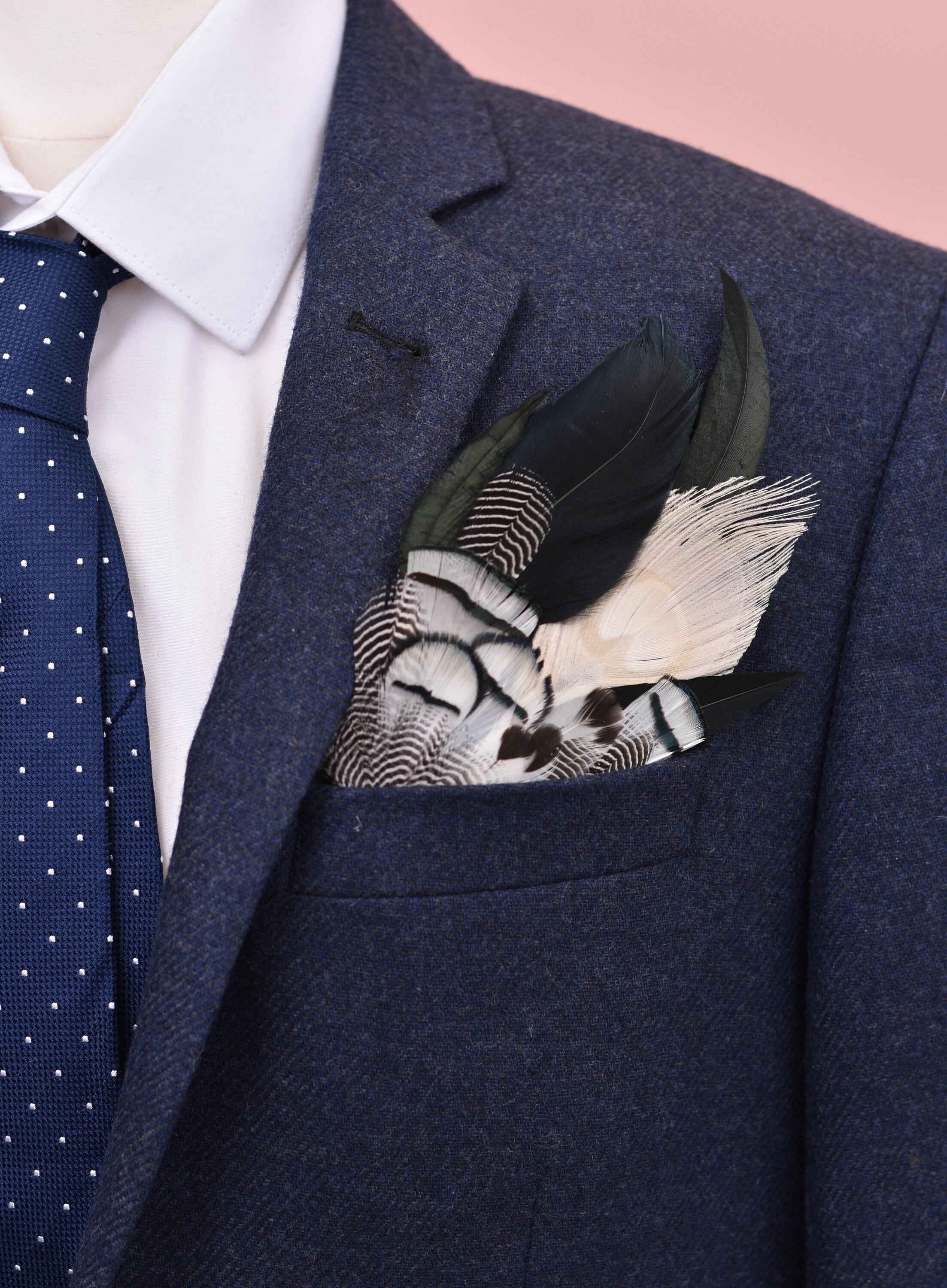 Monochrome Feather Pocket Square No.11