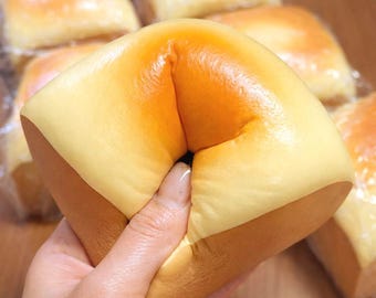 Tostada de mantequilla espesa y cremosa, juguete blando / Tostada de leche gigante de Hokkaido / Juguete antiestrés de masa cremosa y profunda / Lindo regalo hecho a mano, juguete blando de crecimiento lento