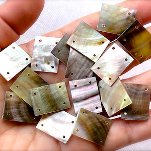 VINTAGE: 20pcs - Natural Mother of Pearl Bead Attachments - Connector - MOP - Jewelry - Sewing