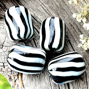 SUPPLY: 4pcs - Large Lamp Work Stripe Glass  Beads - Black and White Glass Beads - Centerpiece Beads
