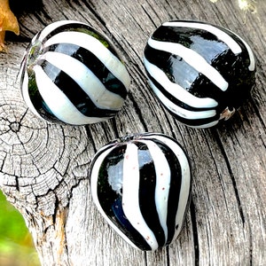 SUPPLY: 3pcs - Large Lamp Work Stripe Glass  Beads - Black and White Glass Beads - Centerpiece Beads