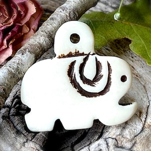 SUPPLY: Ethnic Tribal Rustic Carved Bone Rabbit Pendant - Bunny - Rabbit - Natural Bone Pendants - Beads -