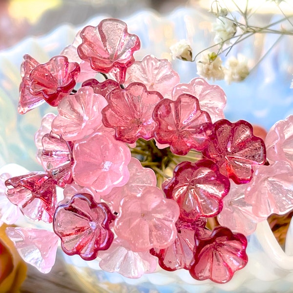 LIEFERUMFANG: 12 Stück - Milchrose und klare rosa Glasblüten Kopfnadeln - Charms, Perlen, Millinery, Blume, Schmuck, Kunsthandwerk- SKU 20-D3-0003131