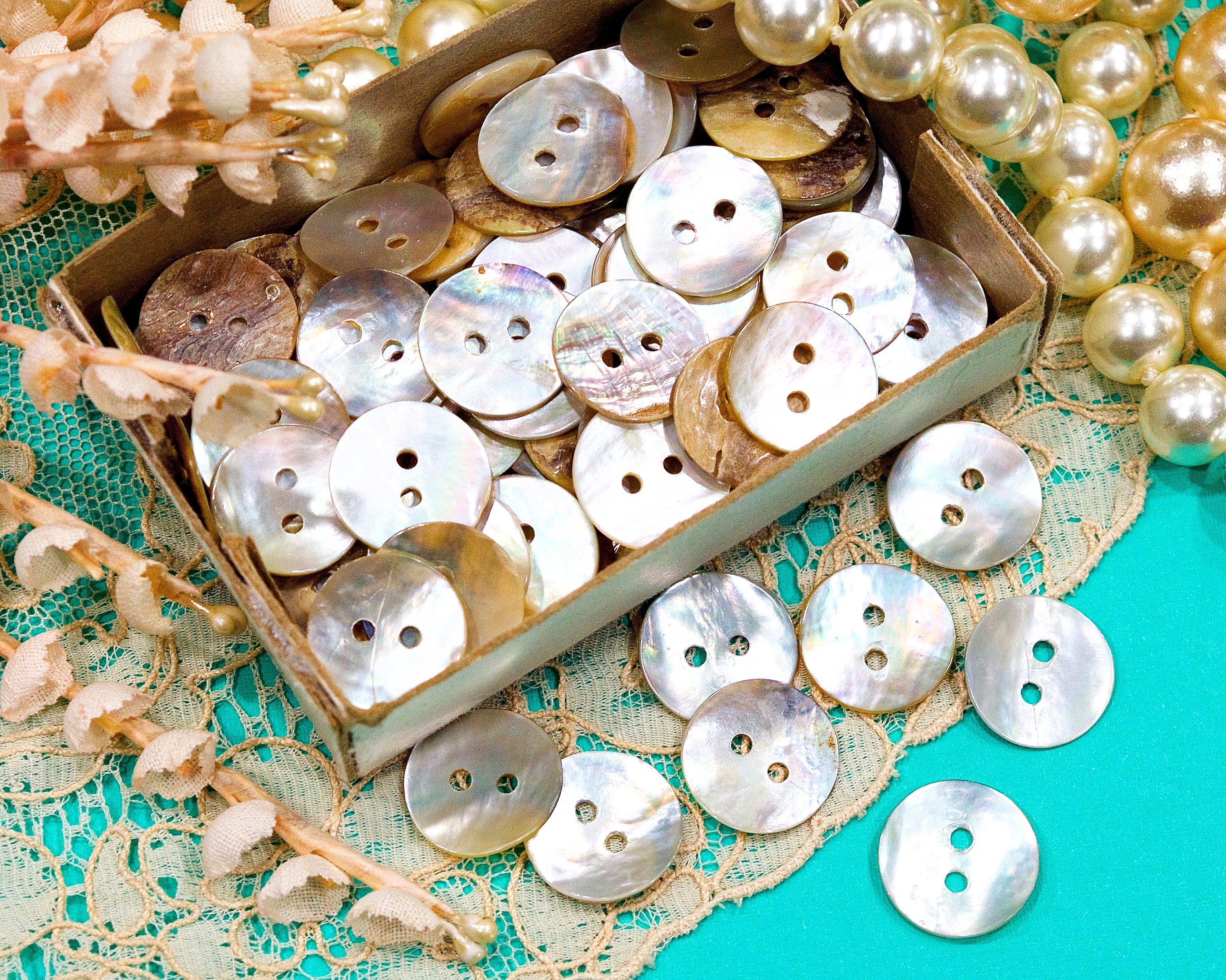 Vintage Mother of Pearl Buttons: Natural Shell, 15mm (30pcs) - Etsy