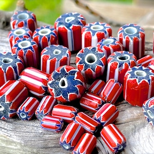 VINTAGE: 30pcs - Unique Aged Chevron Glass Beads - Four Layer Chevron Beads - Sun Beads