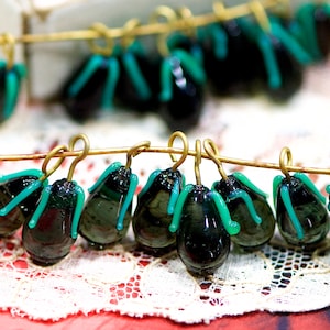 SUPPLY: 18pcs - Pale Gray-Purple Glass Charms with Brass Wire - Vegetables Charms - Lamp Work - Glass Charms