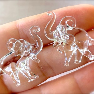 Vintage Mexican Tiny Glass Elephant Pendant Handcrafted Lamp-work Clear Glass Elephant Feather Tree Ornament Light Catcher