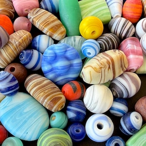 BEST SELLER: 50pcs - Mixed Shape Swirl Matte Colorful Beads - Sea Glass Look - Assorted Shapes Beads - Jewelry Supplies