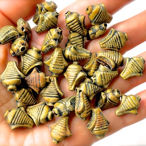 VINTAGE: 16pcs - Aged Hollow Brass Beads - Metal Bead - Rustic - Tribal - Jewelry - Crafts