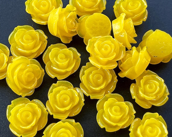 SUPPLY: 14 Yellow Resin Rose Cabochons Fatback Lucite Crafts