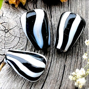 SUPPLY: 3pcs - Large Lamp Work Stripe Glass  Beads - Black and White Glass Beads - Centerpiece Beads
