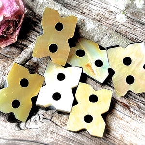 VINTAGE: 11pcs - Double Drilled Mother of Pearl Shell Inlay Beads - Philippines