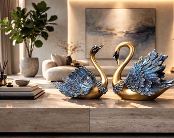 Conjunto de esculturas de cisnes dorados: decoración de aves de resina de lujo, elegante par de elementos decorativos para el hogar.