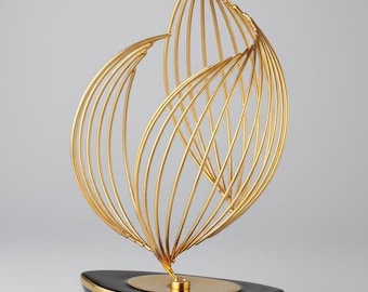 Escultura abstracta de barco - Arte náutico moderno - Cerámica y metal - Regalo para el hogar y la oficina