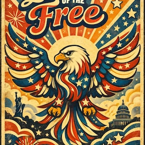 Può includere: Un poster in stile vintage raffigurante un'aquila calva con le ali spiegate, colorata in rosso, bianco e blu. Il testo 'Land of the Free' appare in alto. Lo sfondo include la Statua della Libertà, il Campidoglio degli Stati Uniti e fuochi d'artificio.