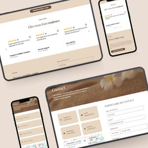 Op de afbeelding: Een digitale marketingwebsite weergegeven op een tablet en twee smartphones. De schermen tonen klantgetuigenissen en contactformulieren. Het kleurenschema is beige en wit met zwarte tekst. De website is ontworpen voor het plannen van afspraken.