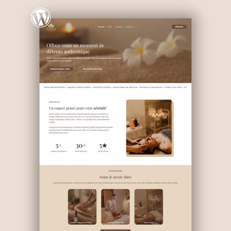 Op de afbeelding: Website-ontwerp met een spathema. De bovenste sectie bevat Franse tekst, een wazige afbeelding van bloemen en een logo. De site bevat secties over diensten, een serene ruimte en afbeeldingen van spabehandelingen.