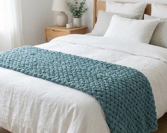 ベッドランナー チャンキーシェニール パティーナブルー 30x65 クイーン ニットブランケット 居心地の良い寝室の装飾 ギフト
