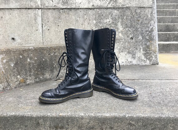 Dr. Calf -- Tall black leather laceup calf-high Do