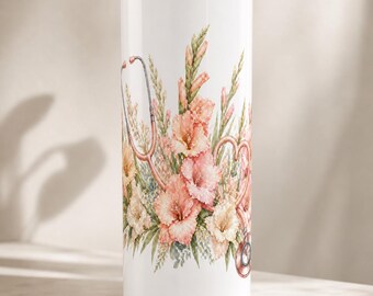 August Geburtsblume Stethoskop Tumbler Wrap PNG, Gladiolus Krankenschwester Sublimation, 20 Unze Skinny Tumbler Design, Krankenschwester Geburtstagsgeschenk