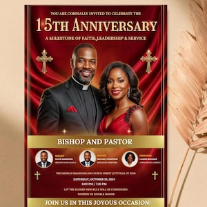 Könnte beinhalten: Ein Flyer zur Feier des 15. Jubiläums mit einem Mann im Klerikalkragen und einer Frau im roten Kleid vor einem dunkelroten Vorhanghintergrund. Er enthält goldenen Text, zwei goldene Kreuze und drei kreisförmige Porträts von Kirchenführern.