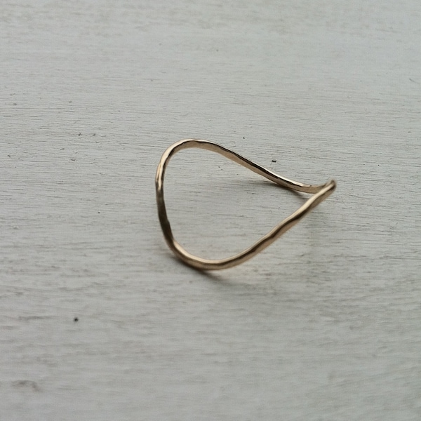 Hammered [14k Yellow Gold-Fill] Wavy Chevron Ring  // 18g(1mm) or 16gn(1.3mm) thick // custom made to order