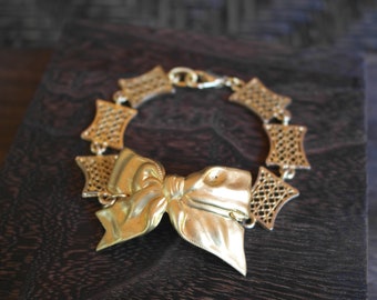 Tie a Bow on It Bracelet