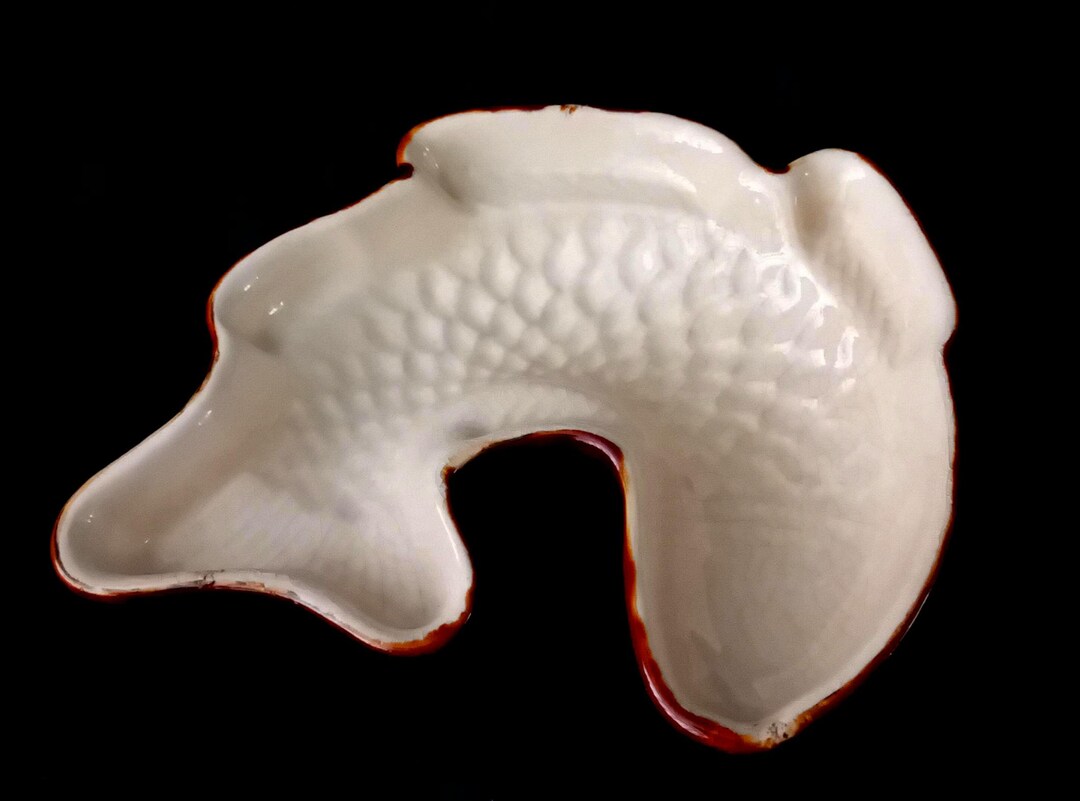 Vintage Curved Fish Pudding Mold - Large 28cm - Retro Kitchen Decor - Etsy