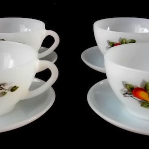 Vintage Arcopal Style Milk Glass Tea Cups and Saucers | Retro Autumn Fruit Opaline Tea Set of 4 | Mid-Century Kitchenware 1970s