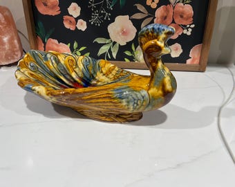 Vintage moderne keramische pauwenschaal jaren 50, 60