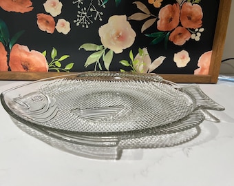Vintage Clear Glass Fish Shaped Serving Platter. 15x11 inches.
