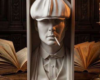 Thomas Shelby Book Nook STL | Peaky Blinders Bust 3D Print File | Gangster Bookshelf Insert | Dark Shelf Decor | Digital Download | Bookends