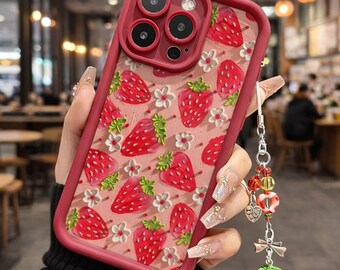 Funda para iPhone con diseño de flor de fresa y cadena con colgante, funda protectora de silicona para teléfono.