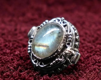 Handcrafted Labradorite Poison Ring 925 Sterling Silver Locket Ring Boho Vintage Gemstone Ring Artisan Secret Compartment Ring