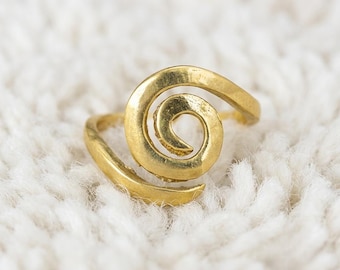 Gold Spiral Ring, Handcrafted Brass Swirl Ring, Minimalist Adjustable Statement Ring, Boho Wrap Ring, Gift for Her