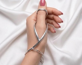 Silver Hand Chain Cuff Bracelet, Handcrafted Statement Palm Cuff, Minimalist Slave Bracelet, Boho Artisan Jewelry Gift For Her