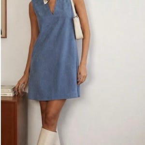 pale cream shift dress with navy belt 1940s White Rayon Summer Dress: Blue Trim, Button Back - Small