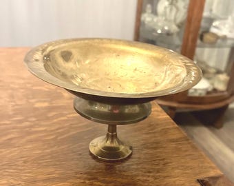 Indische Schale aus geätztem Messing