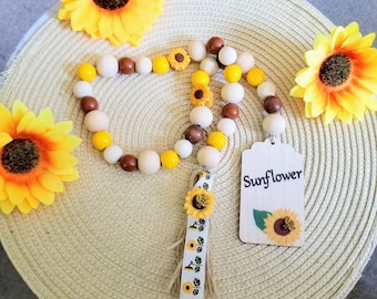 Sunflower Garland, Wood Bead Garland, Sunflowers and Bees, Beaded Garland, Tassel Garland, Sunflower Beads, Sunflower Tiered Tray Decor
