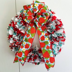 Strawberry Wreath, Strawberry Wall Decor, Strawberries Decor, Indoor Wreath, Fabric Door Wreath, Indoor Door Decor, Strawberry Door Hanger image 2