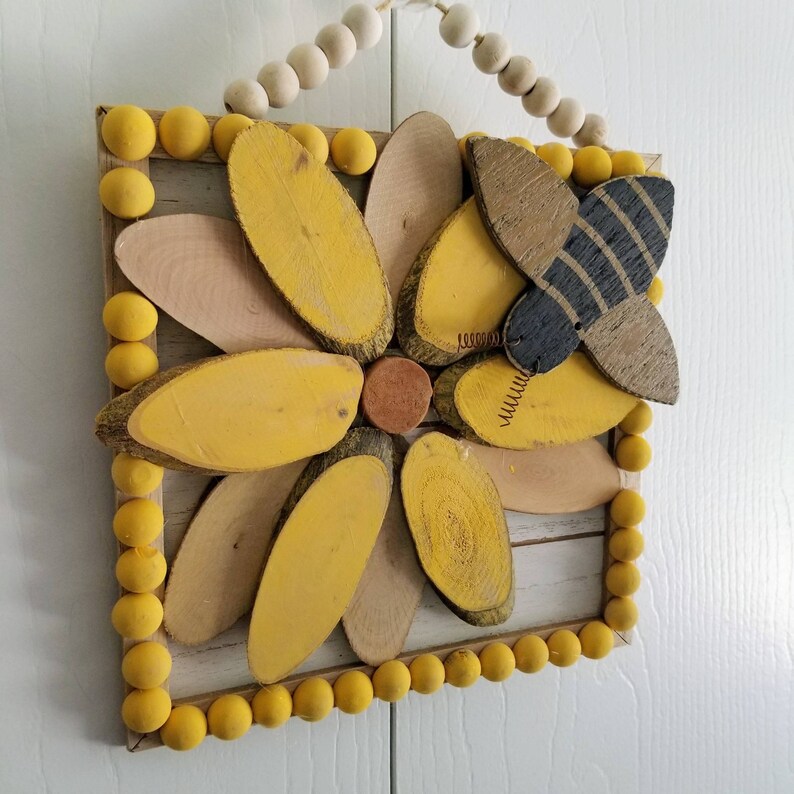 Wooden Sunflower, Sunflower Frame, Sunflower and Bee, Farmhouse Sunflower, Sunflower Wall Hanging, Sunflower Wooden Sign, Beaded Sunflower image 5