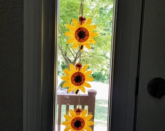 Felt Sunflowers, Sunflower Window Hanging, Bees and Sunflowers, Hanging Flowers Garland, Sunflower Door Hanger, Window Garland, Felt Garland