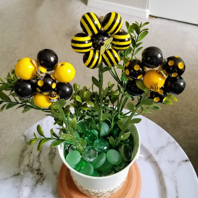 Bumble Bee Tray Decor, Bee Decoration, Bead Flowers with Stem, Flowers with Bee, Farmhouse Bee Decor, Bee Centerpiece, Beaded Flower Bouquet image 10