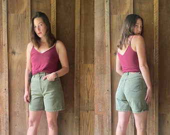 Short en jean taille haute vert olive des années 90 par Northwest Blue