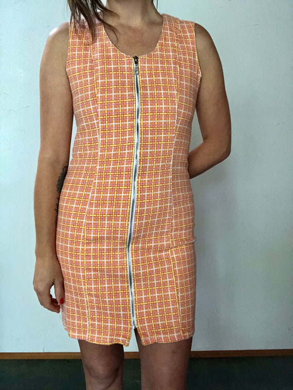 90s does 60s MOD zipper front plaid mini dress - image 8